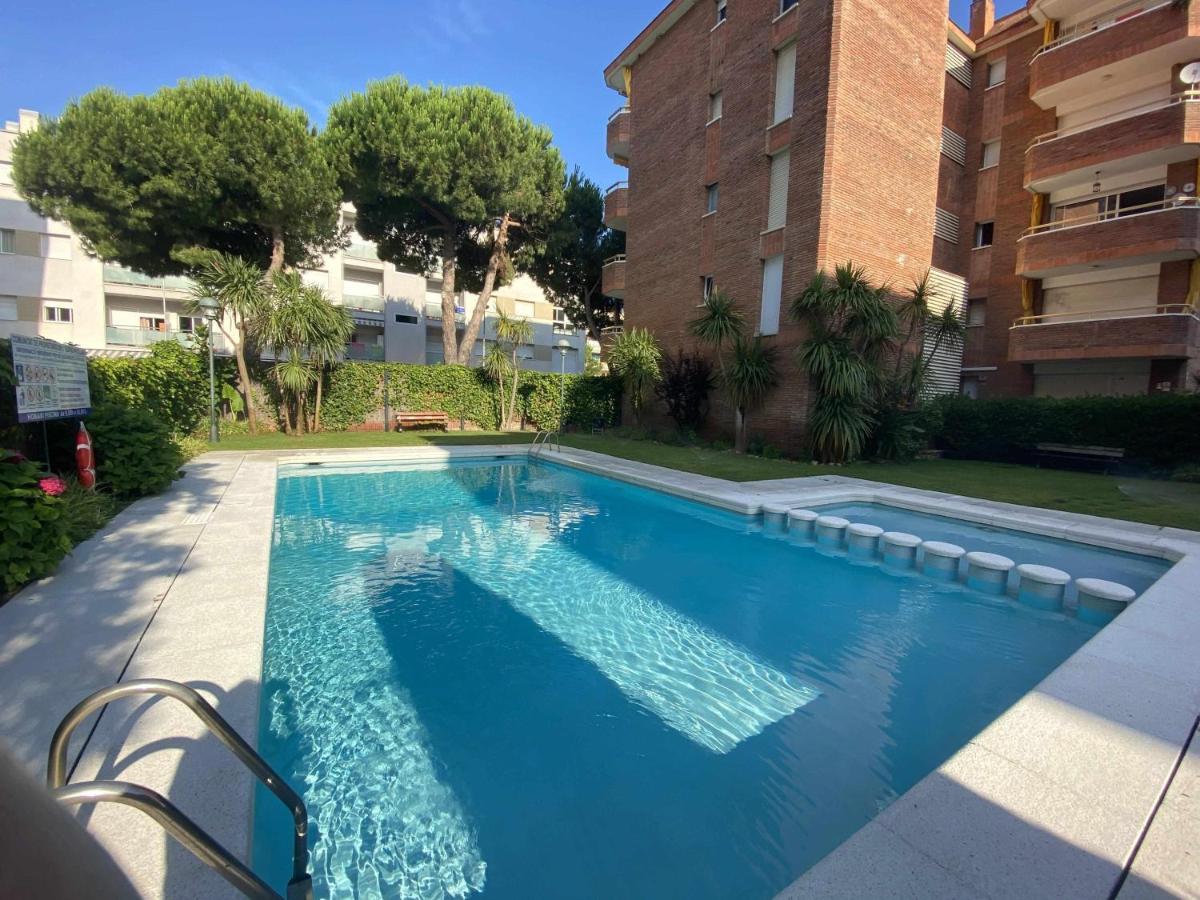 Las Antillas Con Piscina A Pie De Playa 4 Pax Lloret de Mar Exteriér fotografie